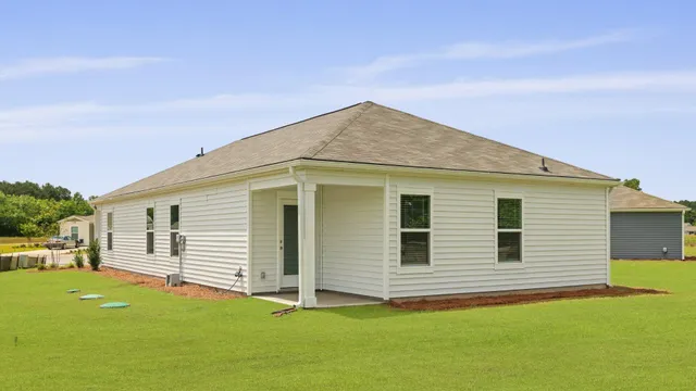 $285,900 | 123 Hopkins Street, Holly Hill, SC 29059