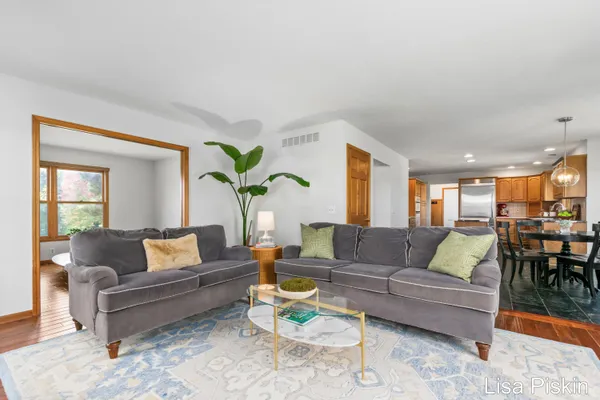 $740,000 | 2197 Knollpoint Drive Northeast, Ada, MI 49301