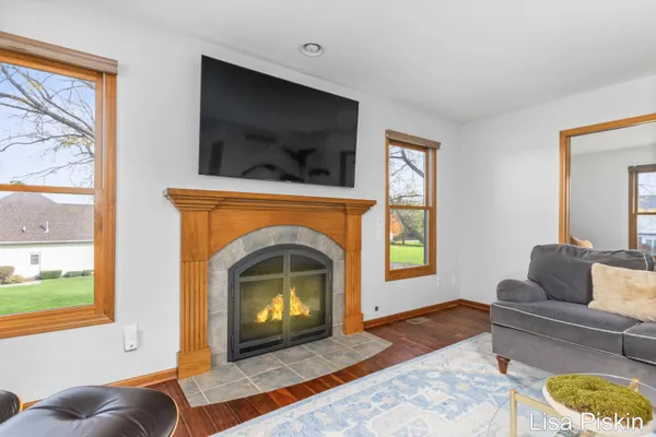 $740,000 | 2197 Knollpoint Drive Northeast, Ada, MI 49301