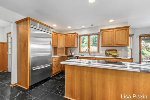 $740,000 | 2197 Knollpoint Drive Northeast, Ada, MI 49301