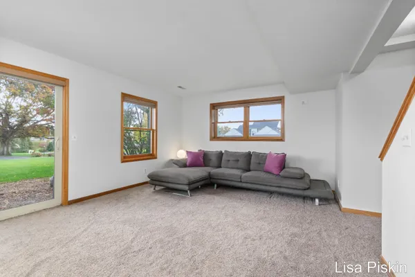 $740,000 | 2197 Knollpoint Drive Northeast, Ada, MI 49301