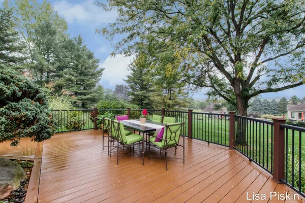 $740,000 | 2197 Knollpoint Drive Northeast, Ada, MI 49301