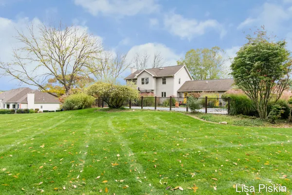 $740,000 | 2197 Knollpoint Drive Northeast, Ada, MI 49301