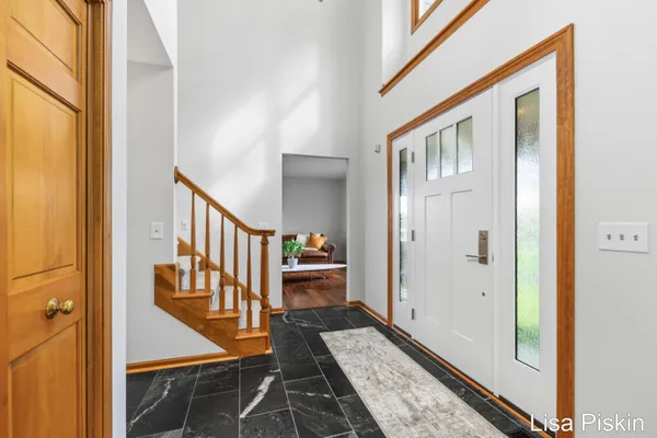 $740,000 | 2197 Knollpoint Drive Northeast, Ada, MI 49301