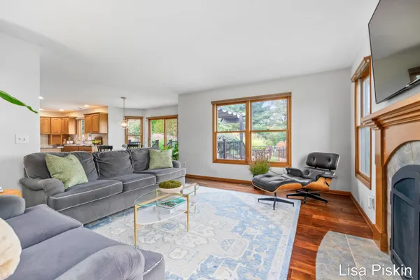 $740,000 | 2197 Knollpoint Drive Northeast, Ada, MI 49301