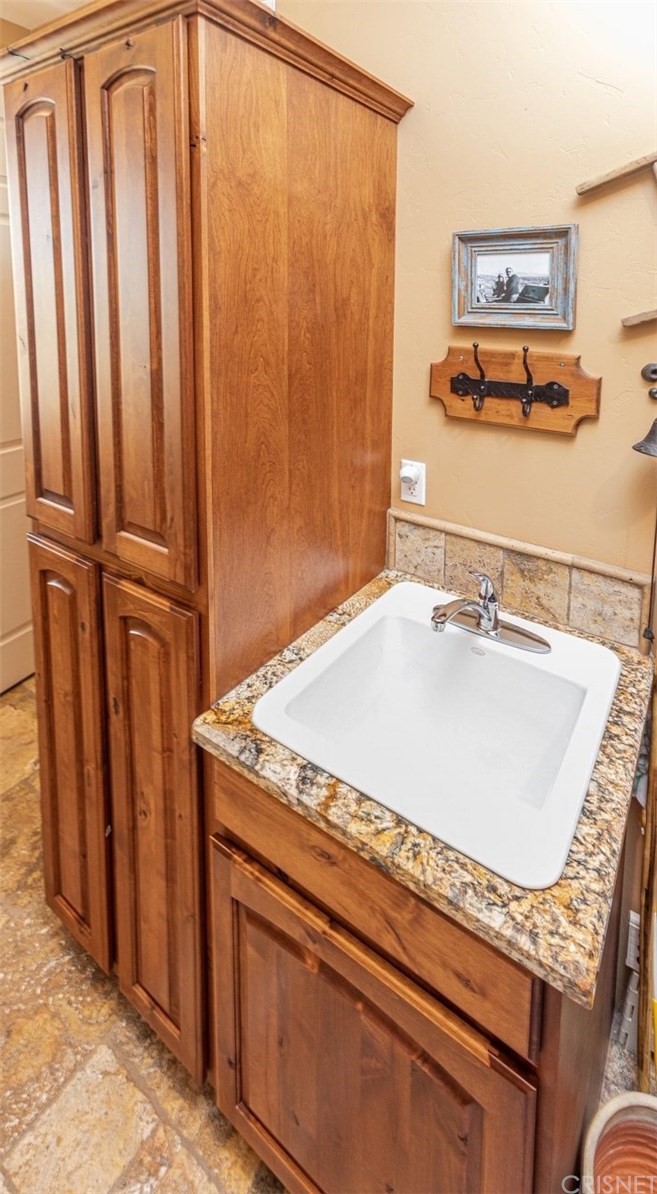 4654 My Place Road Needles, CA 92363 - Photo 38 of 75 a close view of a sink