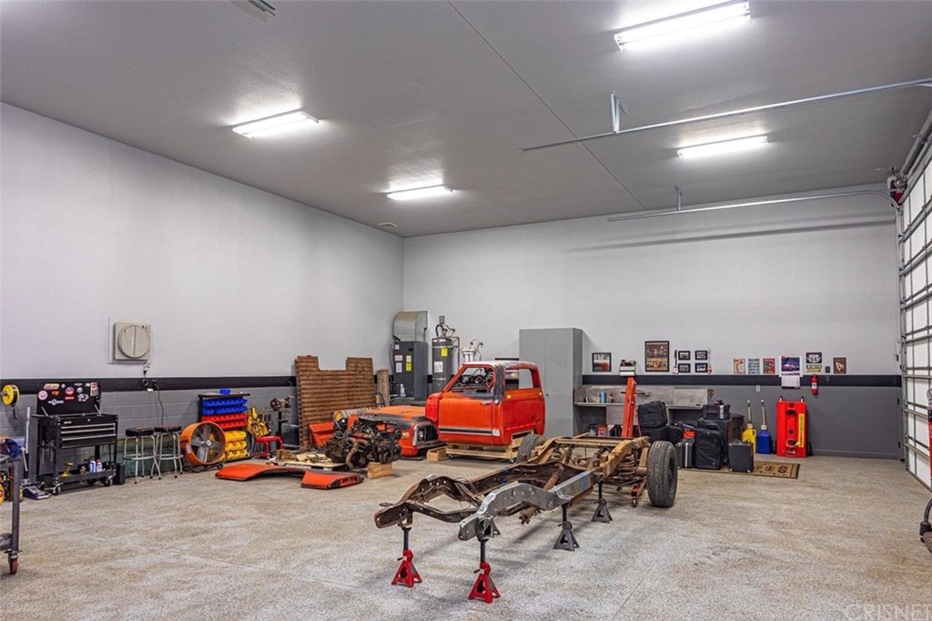 4654 My Place Road Needles, CA 92363 - Photo 62 of 75 Large Garage with utiity sink