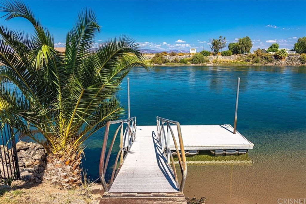 4654 My Place Road Needles, CA 92363 - Photo 10 of 75 Private Dock & Beach Area