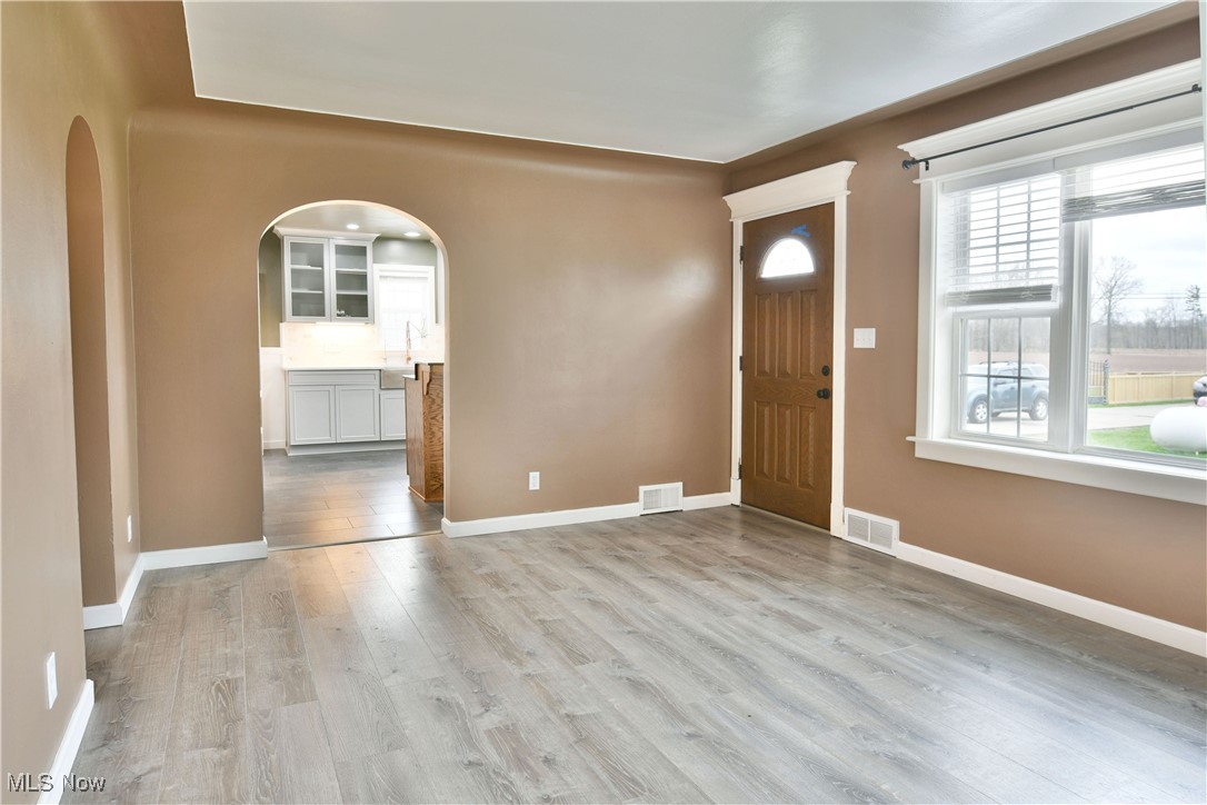 3033 South Lipkey Road North Jackson, OH 44451 - Photo 9 of 48 Gallery Image 9