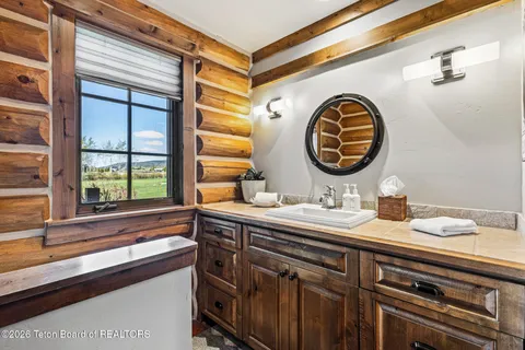 $2,150,000 | 16-17 Blackfoot Trail, Victor, ID 83455