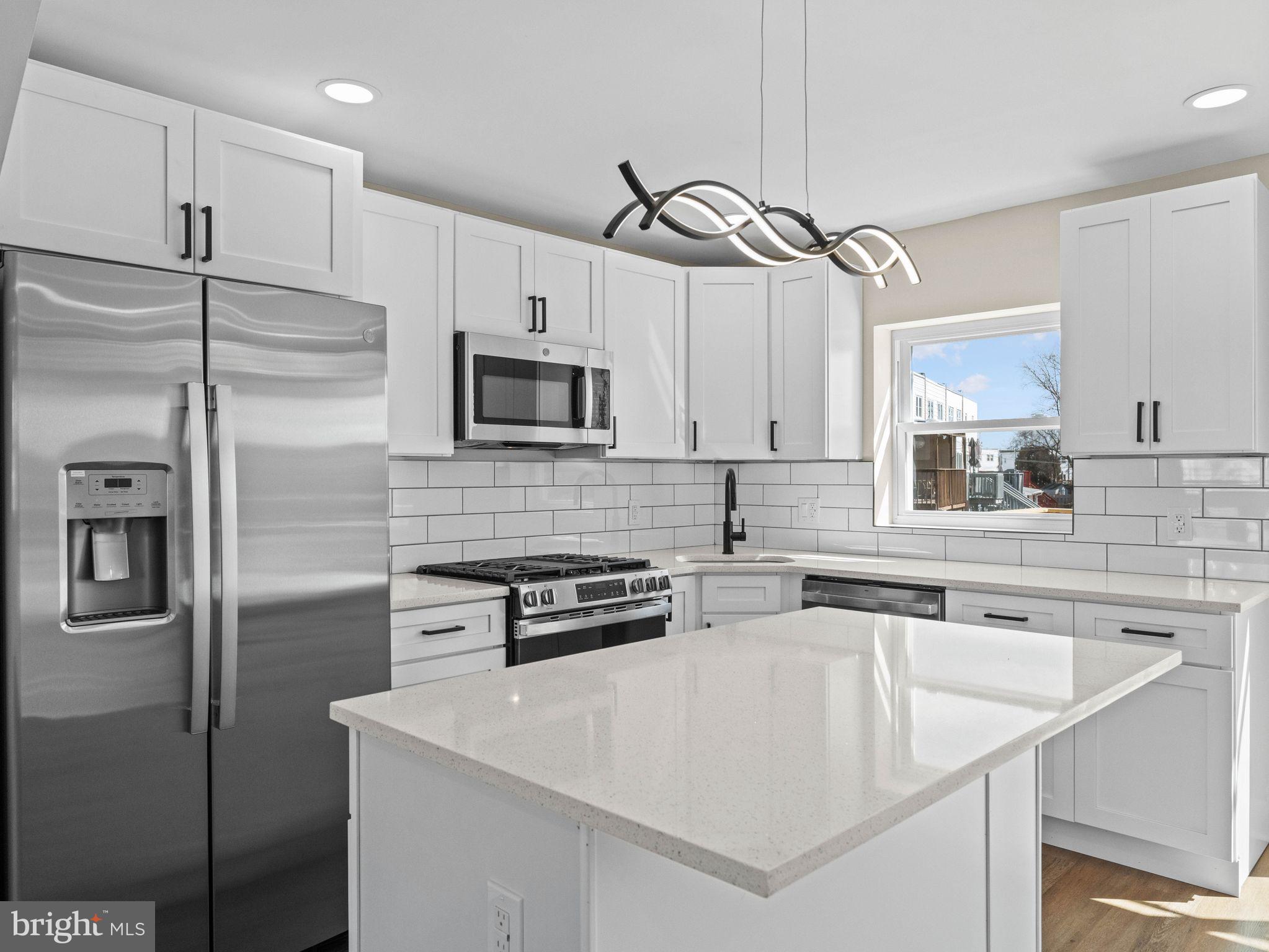 12217 Sweet Briar Road Philadelphia, PA 19154 - Photo 11 of 29 Gallery Image 11