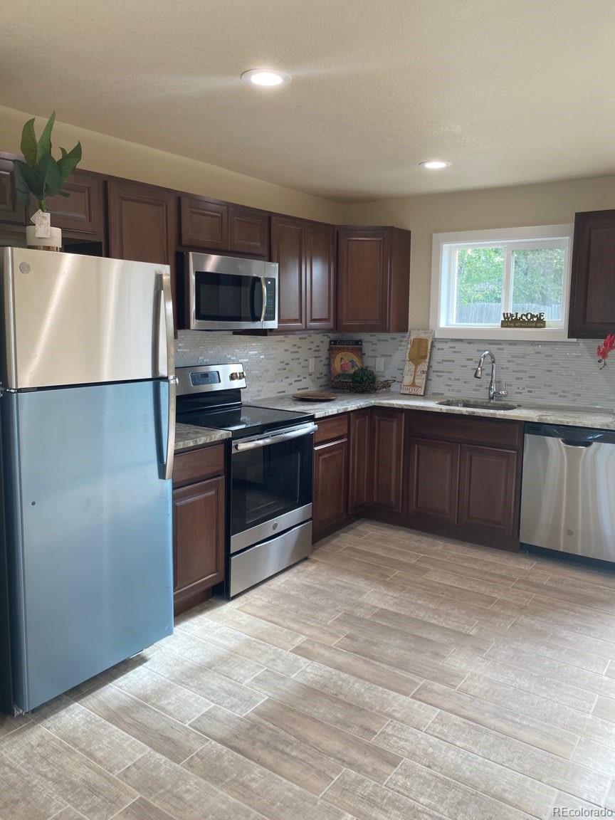 67 Xavier Street Denver, CO 80219 - Photo 12 of 35