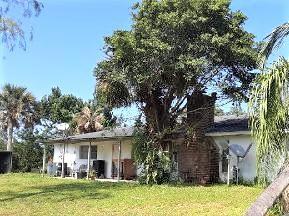 1450 Southeast Bridge Road Stuart, FL 34997 - Photo 4 of 13 1450 4