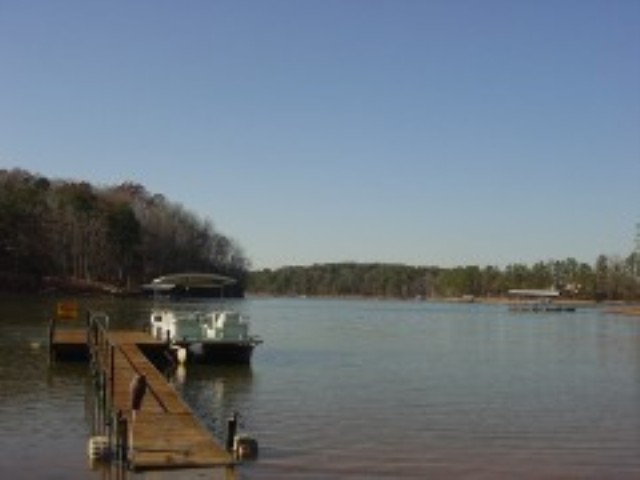 141 Rivershore Road Westminster, SC 29693 - Photo 3 of 9 Gallery Image 3