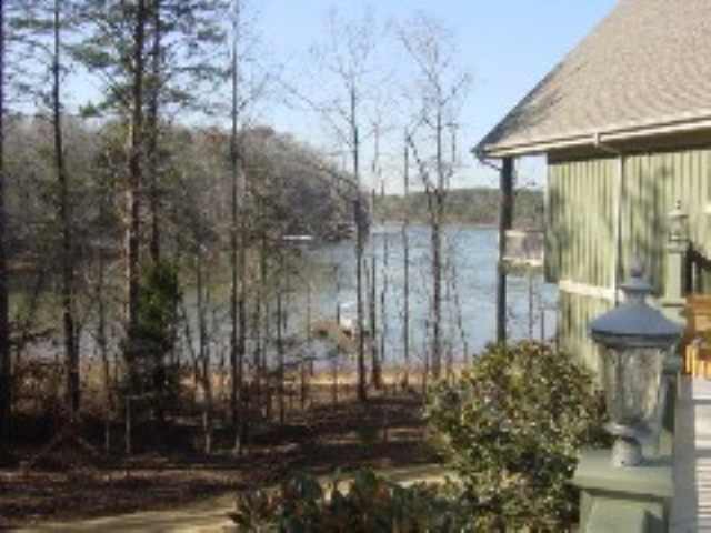141 Rivershore Road Westminster, SC 29693 - Photo 7 of 9 Gallery Image 7