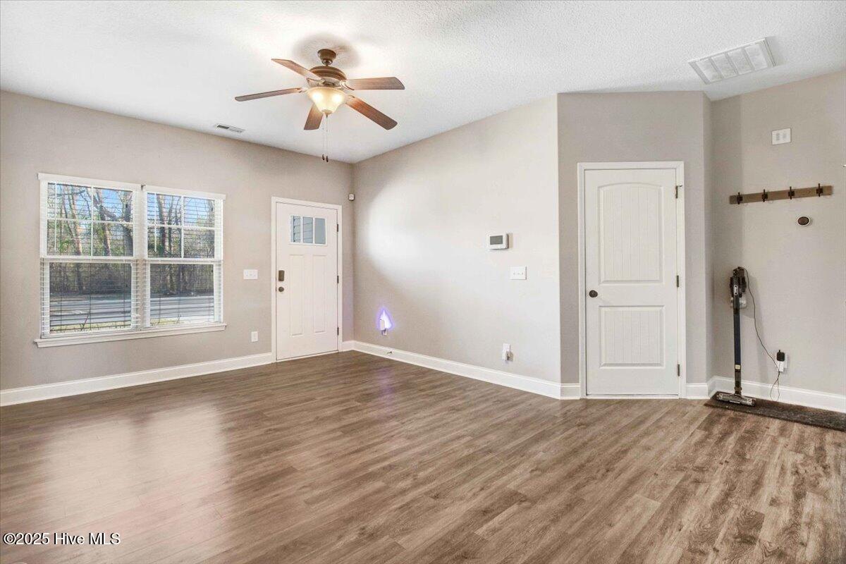 312 Winstead Loop Richlands, NC 28574 - Photo 7 of 36 08-312 Winstead Lp-8