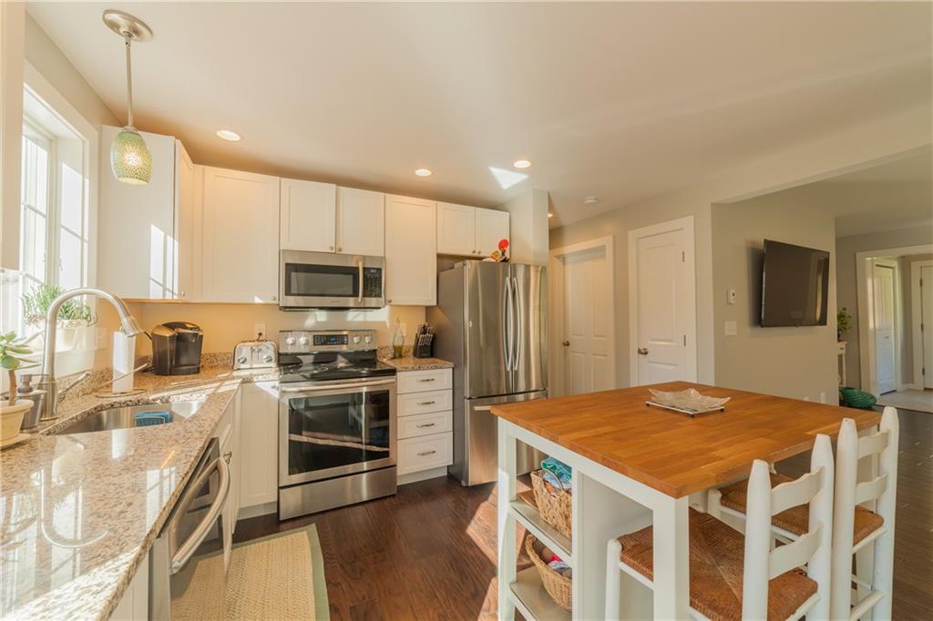 190 River Road Edgecomb, ME 04556 - Photo 10 of 27 Photo