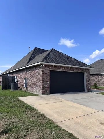 $260,000 | 3675 Union Drive, Addis, LA 70710