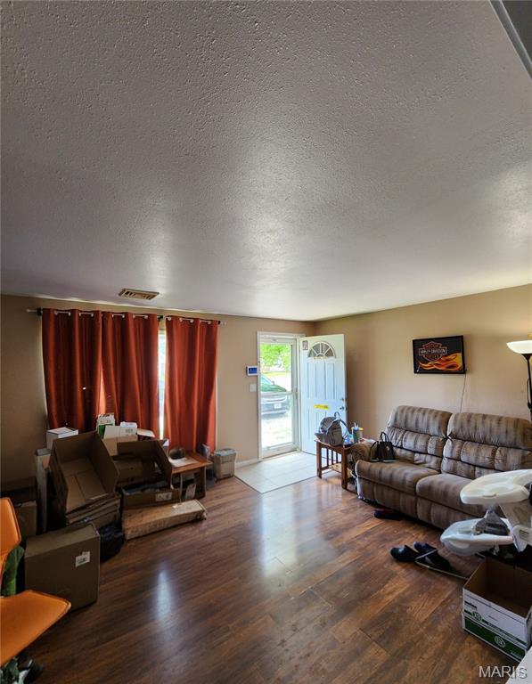 523 Elmont Road Sullivan, MO 63080 - Photo 4 of 23
