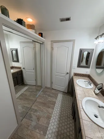 $379,950 | Undisclosed Address, Bakersfield, CA 93308