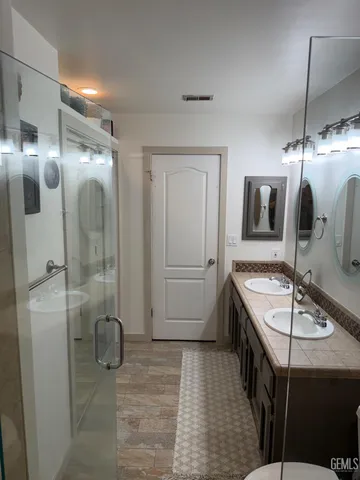 $379,950 | Undisclosed Address, Bakersfield, CA 93308