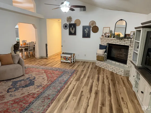 $379,950 | Undisclosed Address, Bakersfield, CA 93308