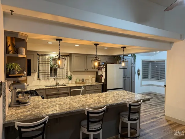 $379,950 | Undisclosed Address, Bakersfield, CA 93308