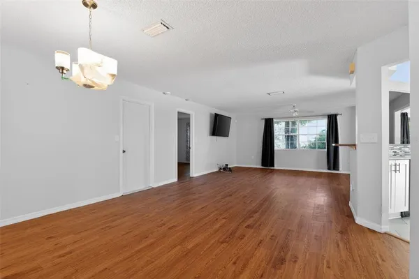 $179,900 | 3644 North Laurelwood Loop, Beverly Hills, FL 34465