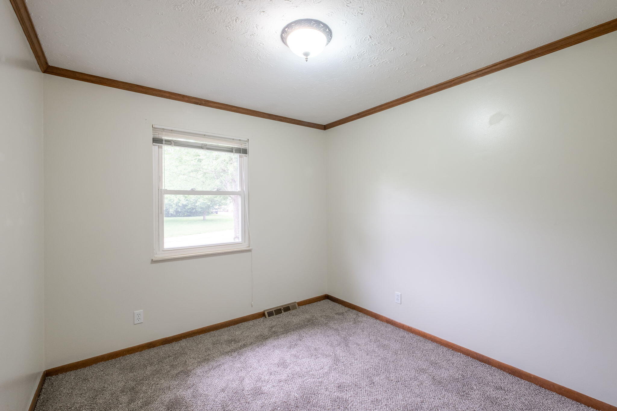 7740 Widdecomb Road Powell, TN 37849 - Photo 18 of 40 19-web-or-mls-7740WiddecombRd-12