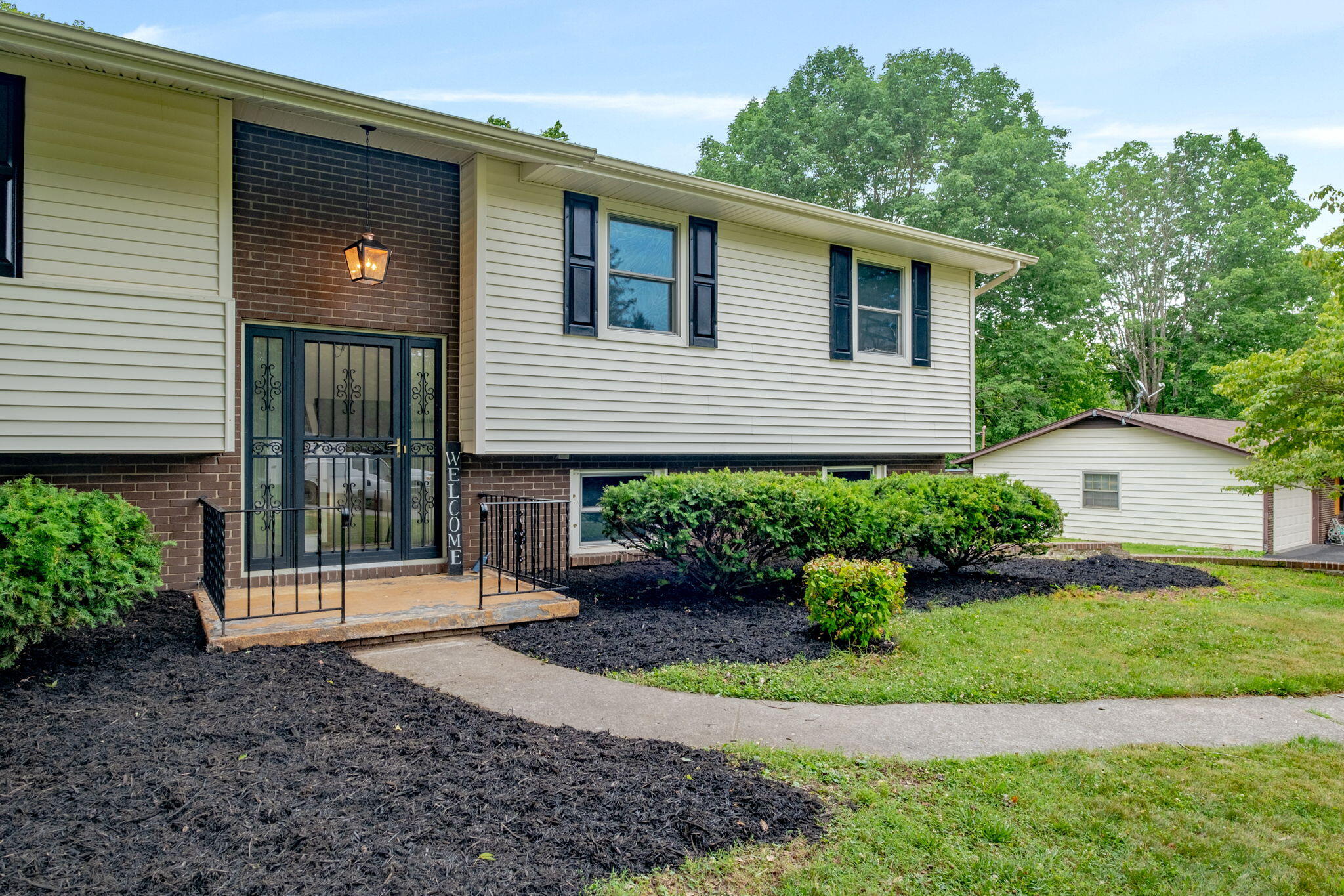 7740 Widdecomb Road Powell, TN 37849 - Photo 3 of 40 4-web-or-mls-7740WiddecombRd-6