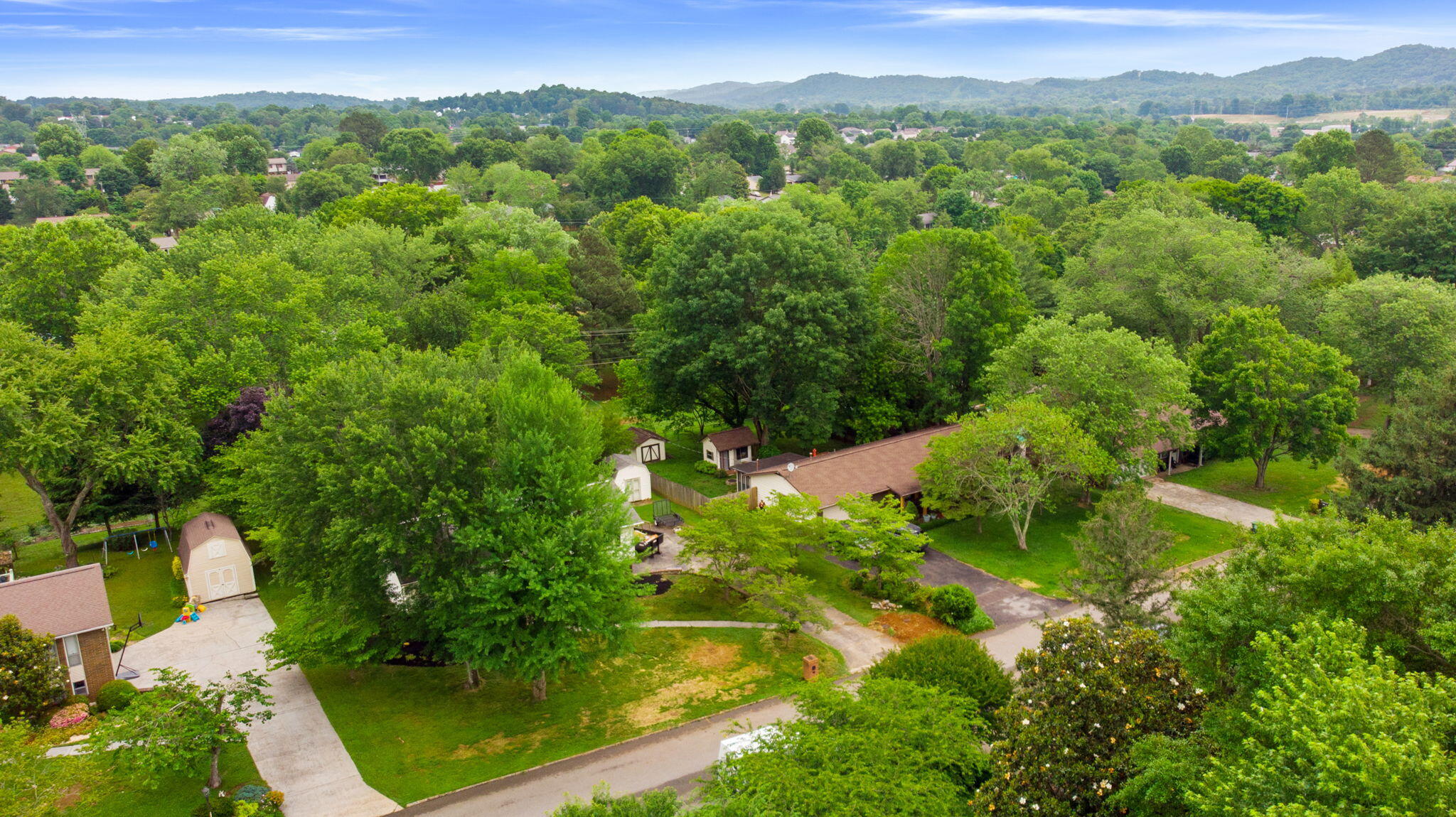 7740 Widdecomb Road Powell, TN 37849 - Photo 36 of 40 44-web-or-mls-7740WiddecombRd-17
