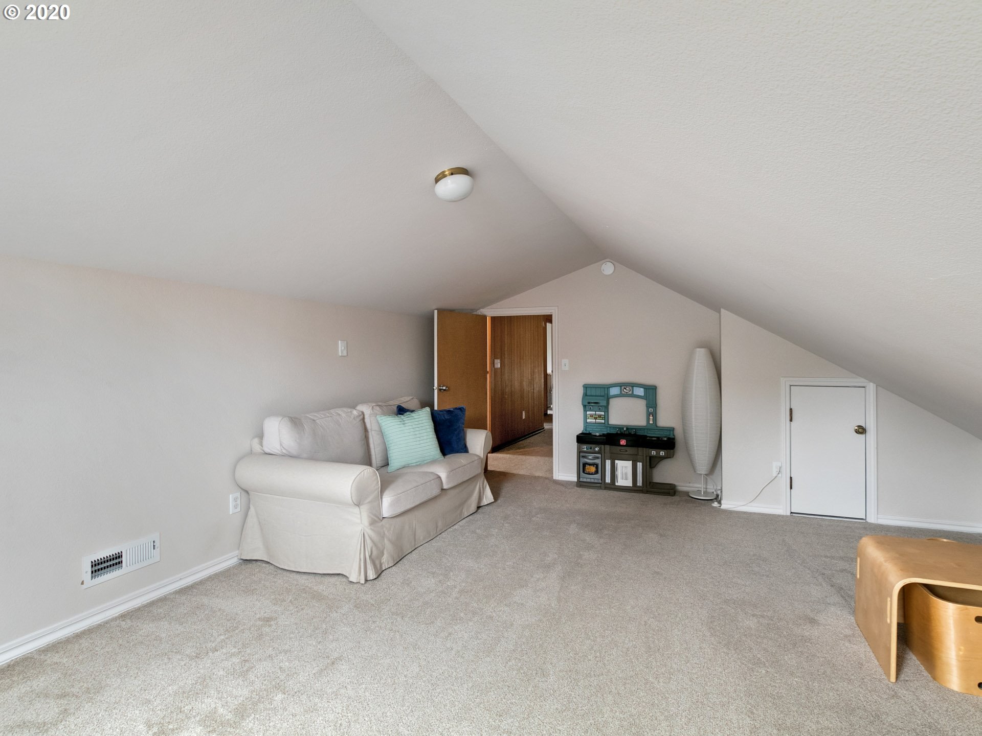 7095 Southwest Molalla Bend Road Wilsonville, OR 97070 - Photo 24 of 32 Gallery Image 24