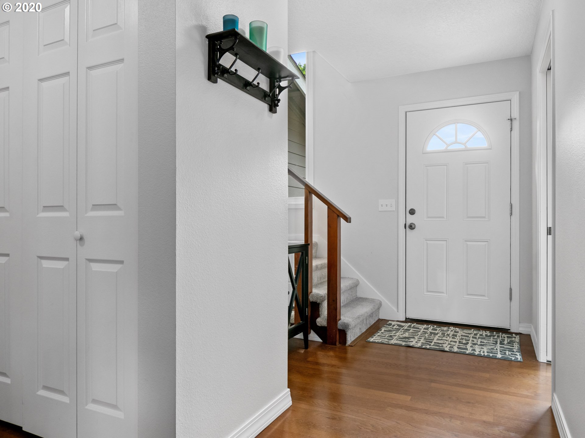 7095 Southwest Molalla Bend Road Wilsonville, OR 97070 - Photo 4 of 32 Gallery Image 4