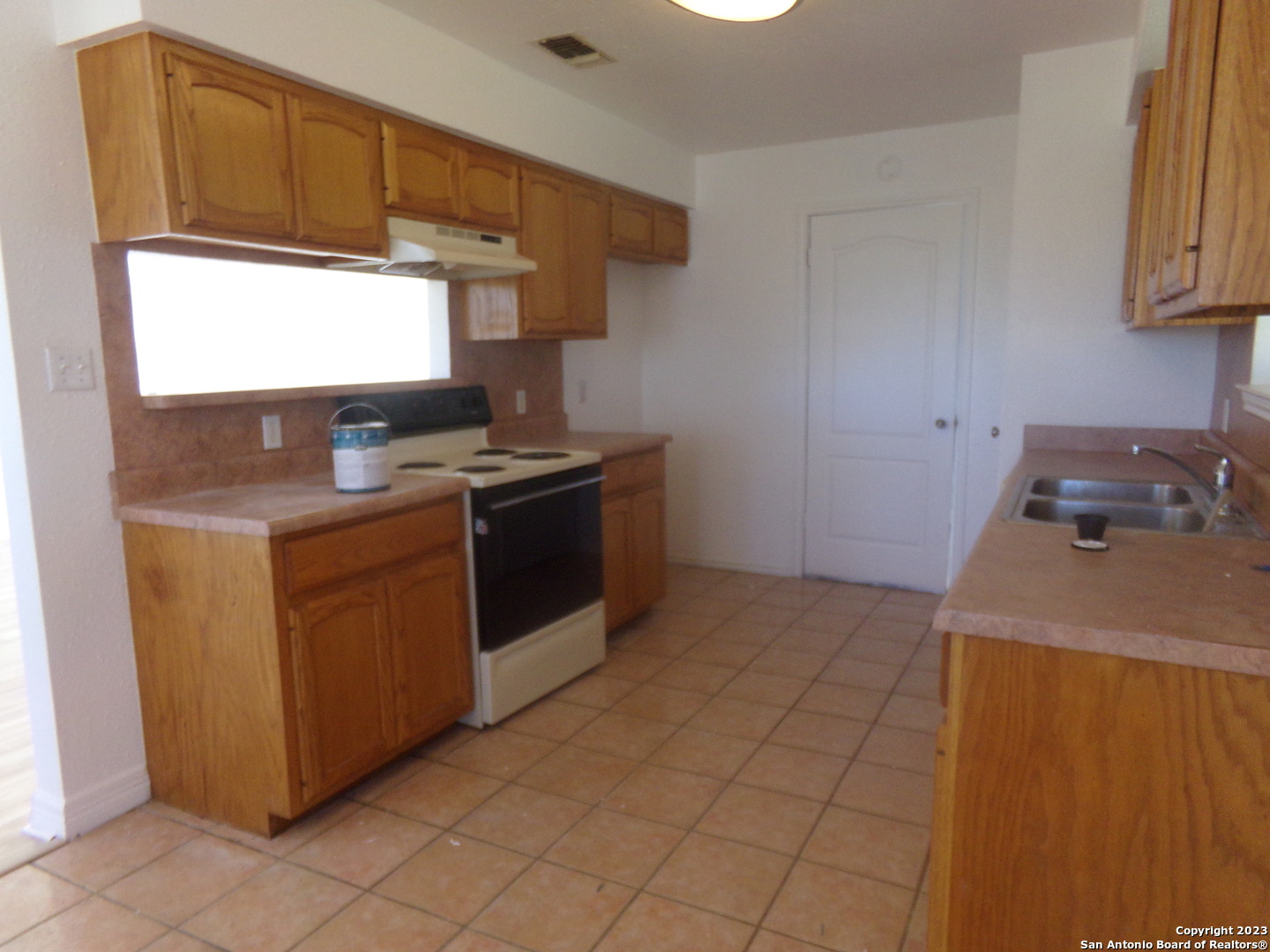10340 Fowler Road Atascosa, TX 78002 - Photo 18 of 34