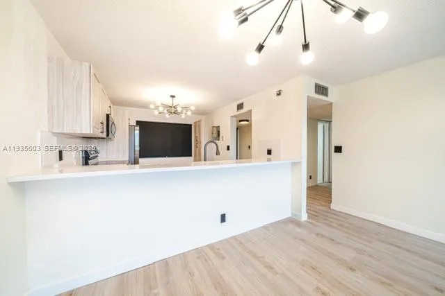 $2,390 | 8020 Hampton Boulevard, Unit 404, North Lauderdale, FL 33068