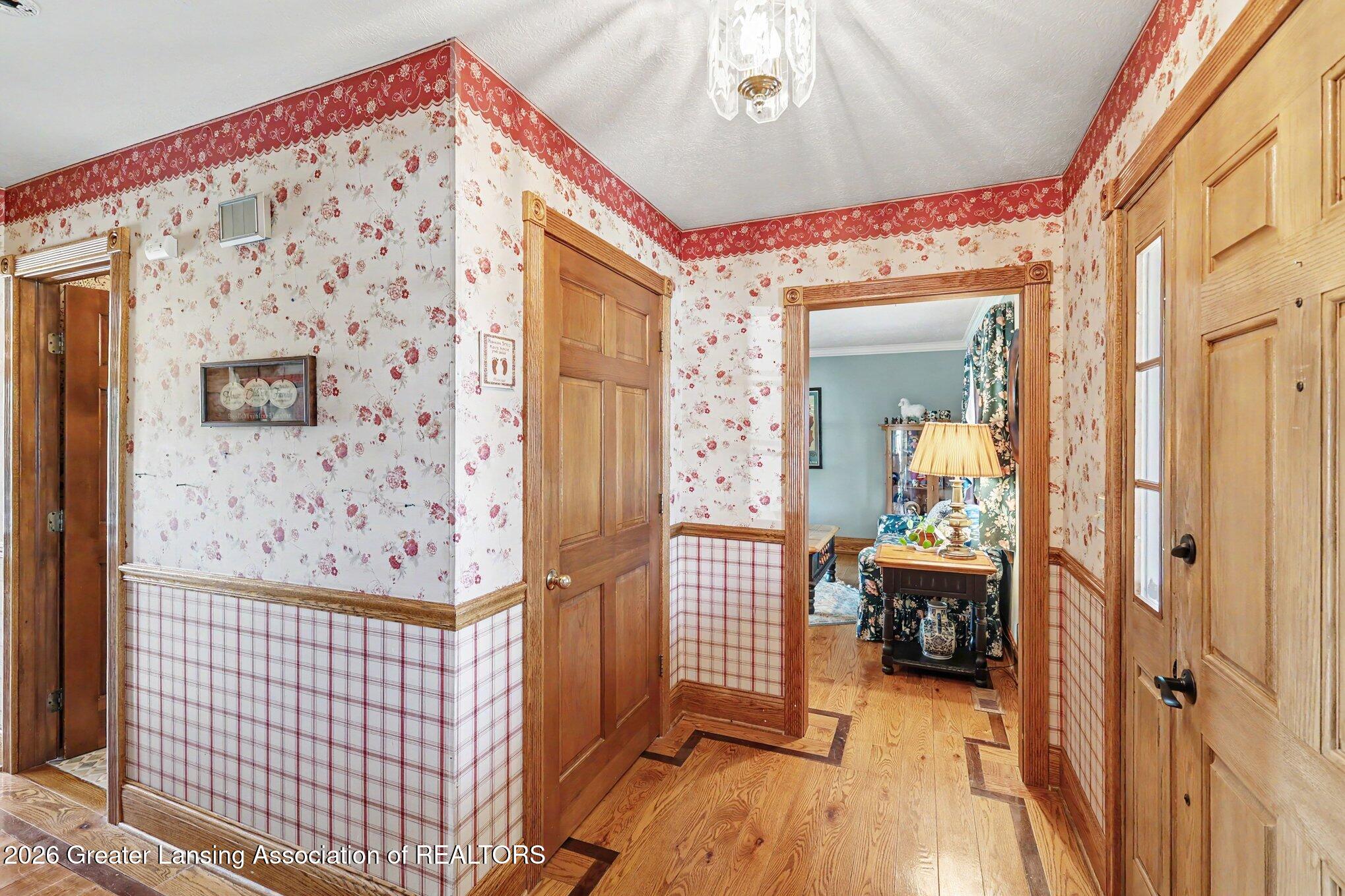 1505 Stillman Road Mason, MI 48854 - Photo 21 of 37 Entrance