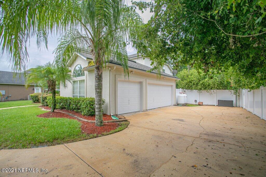 5930 West Shores Road Fleming Island, FL 32003 - Photo 4 of 62 5930 W Shores (4).jpg-SMALL