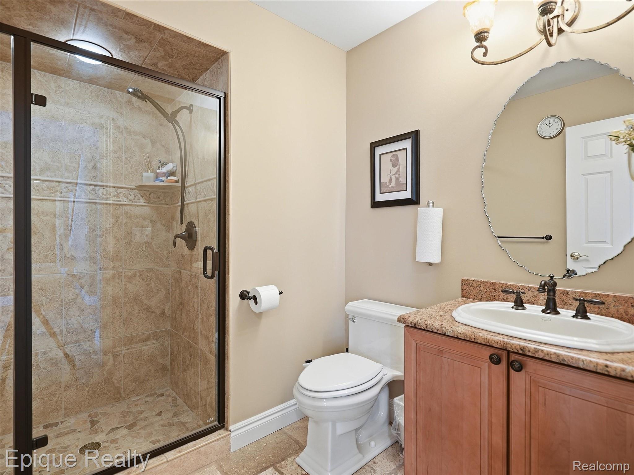 33124 North River Road Harrison Township, MI 48045 - Photo 29 of 77 Guest bath 1st floor