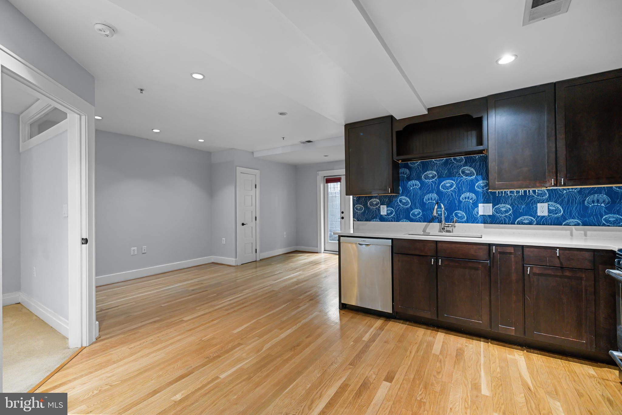 1109 M Street Northwest, Unit 1 Washington, DC 20005 - Photo 12 of 32