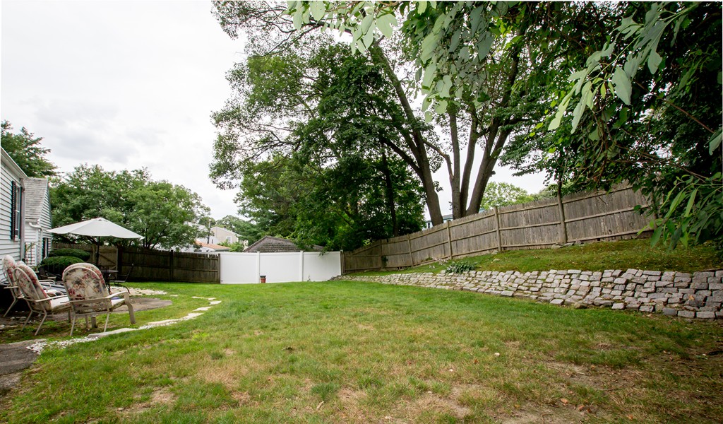 16 Lambert Road Randolph, MA 02368 - Photo 17 of 18 Gallery Image 17
