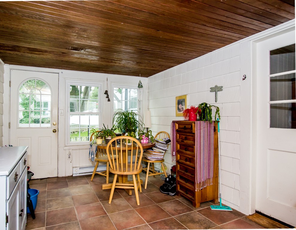 16 Lambert Road Randolph, MA 02368 - Photo 5 of 18 Gallery Image 5