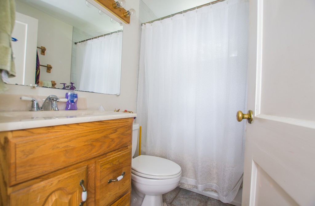 16 Lambert Road Randolph, MA 02368 - Photo 8 of 18 Gallery Image 8