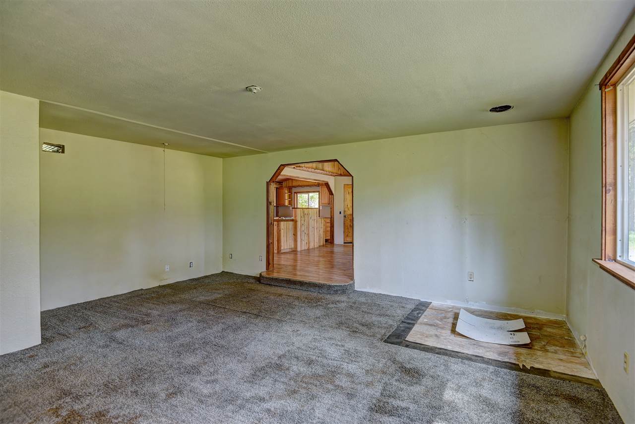 4798 Highway 231 Springdale, WA 99173 - Photo 9 of 20