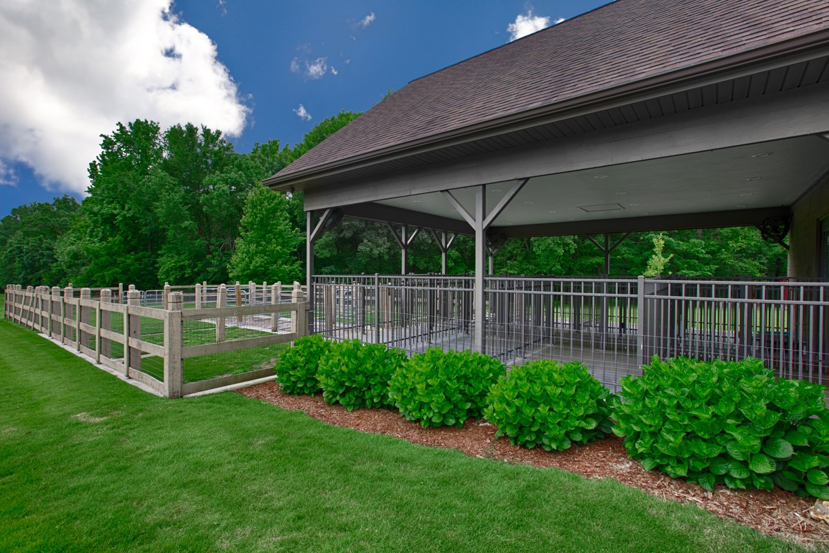 7195 Barker Road Athens, AL 35614 - Photo 11 of 49 a view of a backyard with a garden and plants