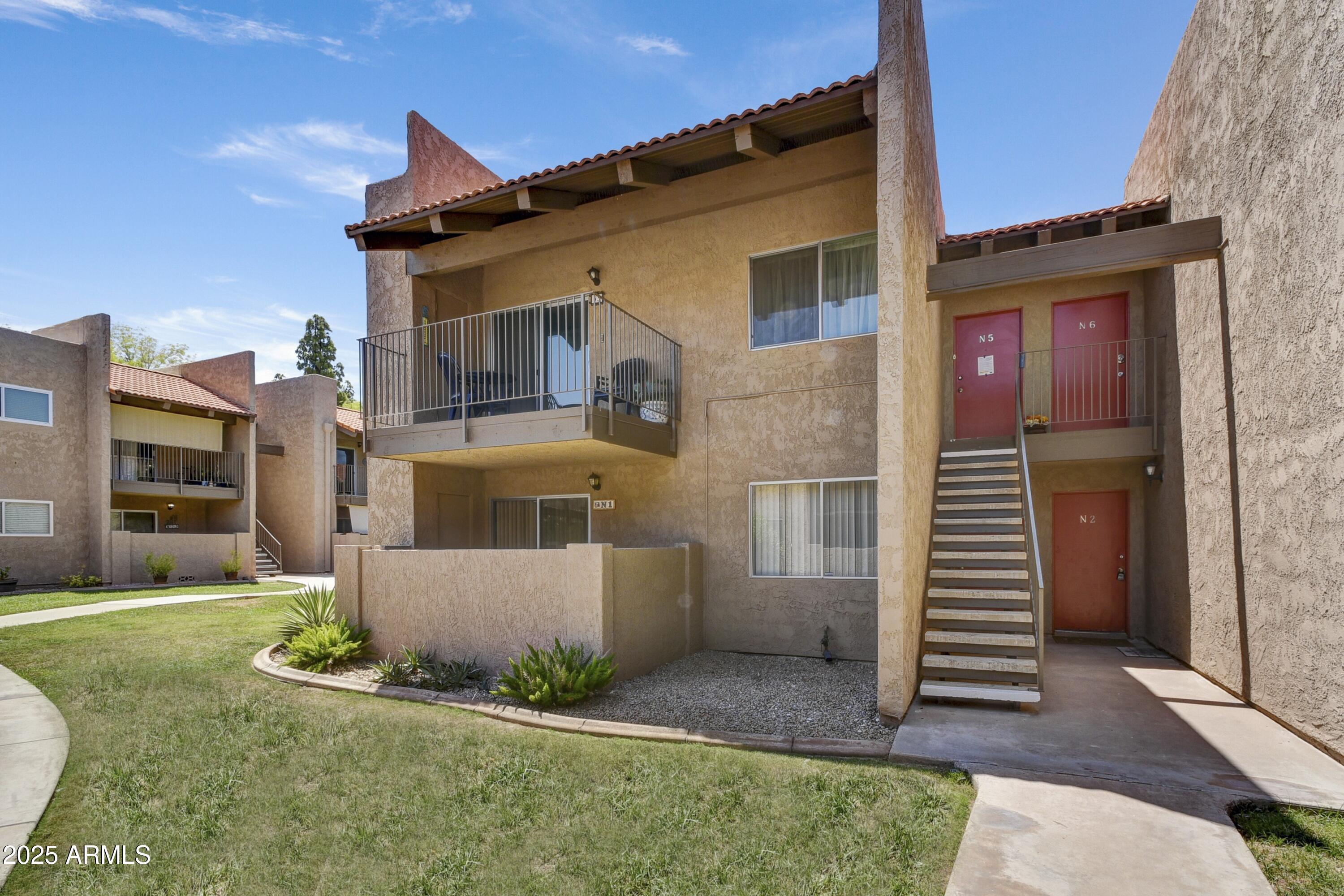 5525 East Thomas Road, Unit N1 Phoenix, AZ 85018 - Photo 2 of 18 Front Elevation, Lower Level Unit