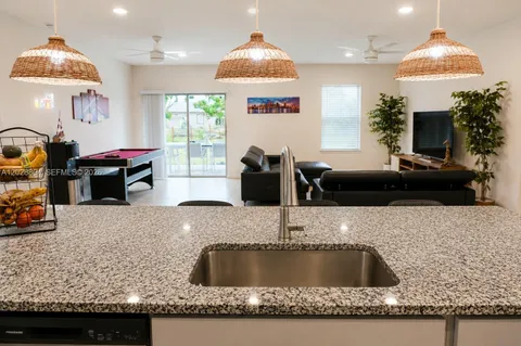 $472,000 | 1025 Southwest Sarto Lane, Port St. Lucie, FL 34953