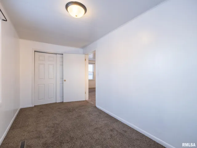 $76,500 | 1017 South 12th Street, Pekin, IL 61554