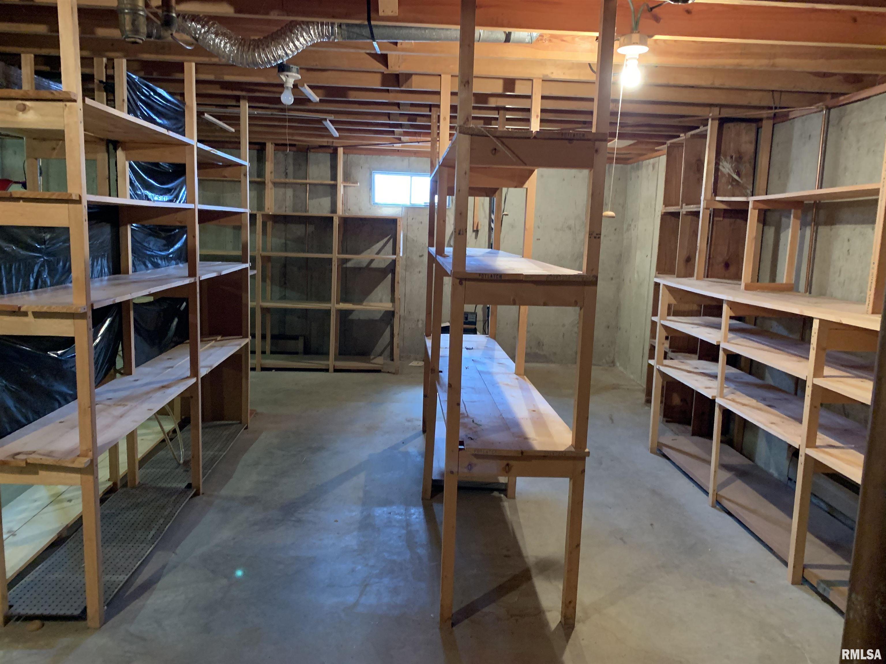 2424 Curved Creek Road Quincy, IL 62305 - Photo 18 of 21