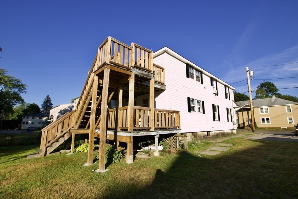 5 Vecchia Street Webster, MA 01570 - Photo 3 of 6 Gallery Image 3