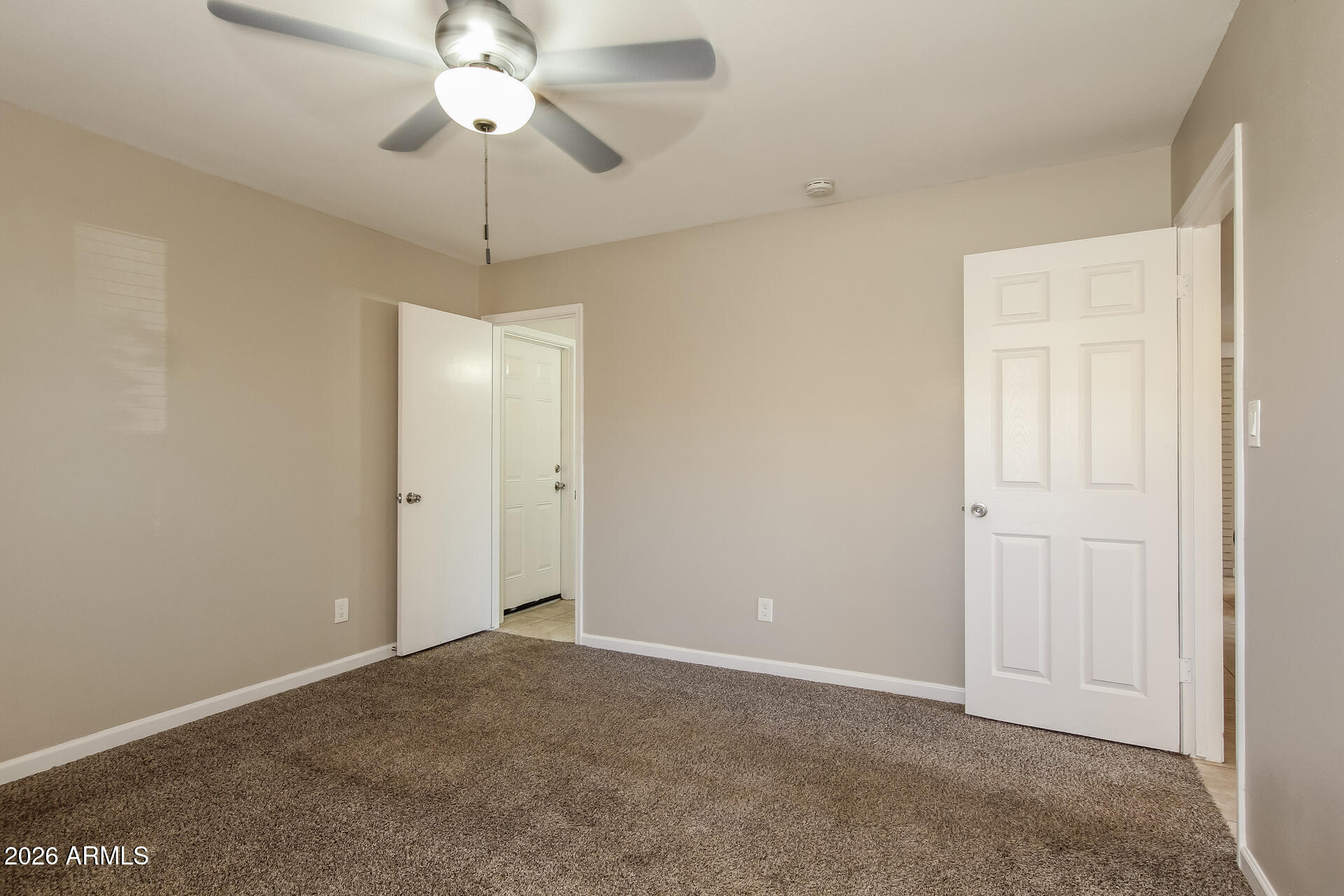 3902 West Davidson Lane Phoenix, AZ 85051 - Photo 10 of 21 010-photo-main-bedroom-15047636